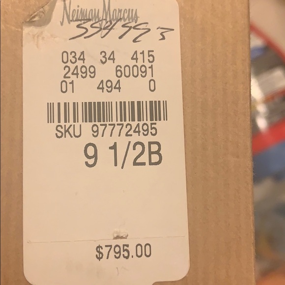 Auth Rolando Leath Black sz 39.5  😘 - Picture 6 of 8